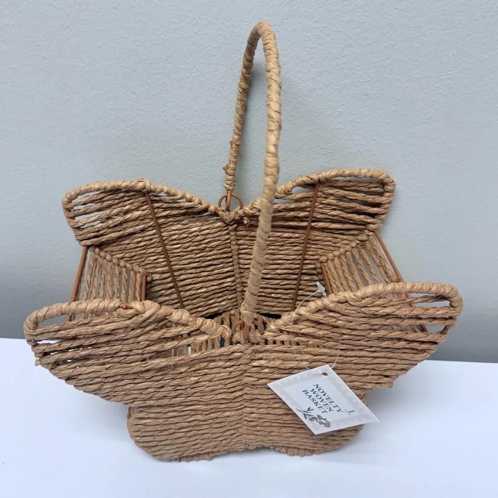 New Target Bullseye Playground Butterfly Shaped Novelty Woven Basket with Handle